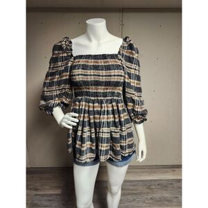 debb Design Gingham Plaid Peasant Top Puff Sleeve Smocked Bodice Blouse